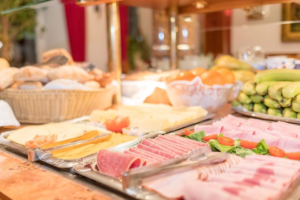 Hotel Bayernland Мюнхен Екстериор снимка