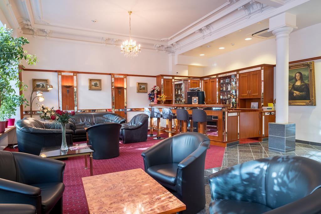 Hotel Bayernland Мюнхен Екстериор снимка